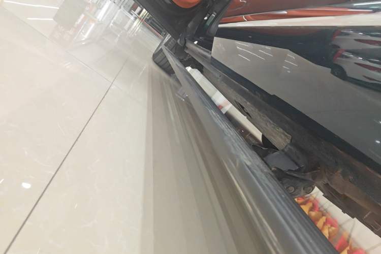 Used Wey Lanshan 2025 Four-Wheel Drive Max Left Side Sill