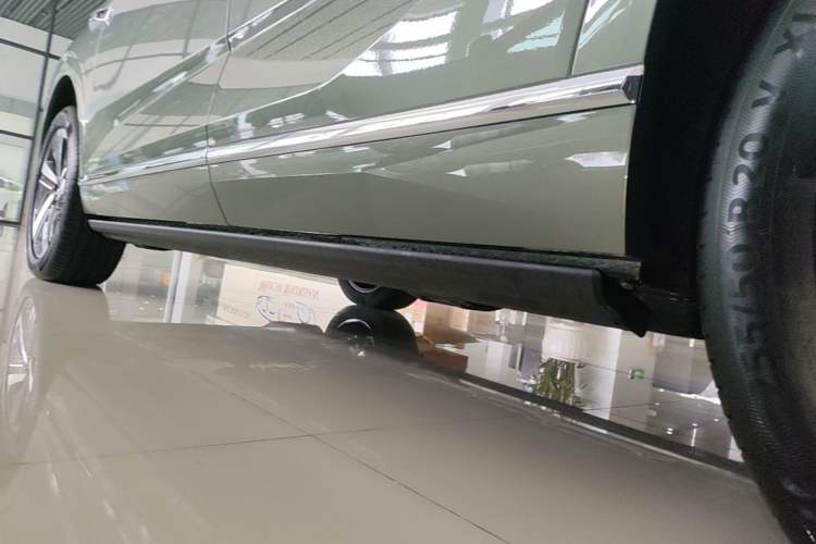 Used Wey Lanshan 2025 Four-Wheel Drive Max Left Side Sill