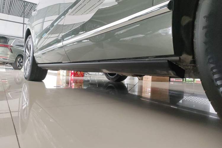 Used Wey Lanshan 2025 Four-Wheel Drive Ultra Left Side Sill
