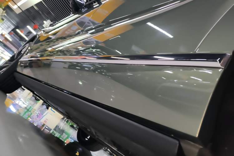 Used Wey Lanshan 2025 Four-Wheel Drive Ultra Left Side Sill
