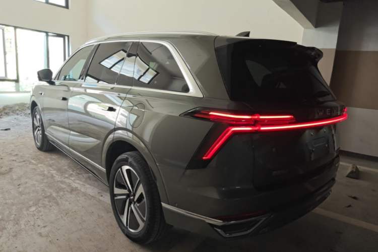 Used Wey Lanshan 2025 Four-Wheel Drive Max Rear Left 45 Deg