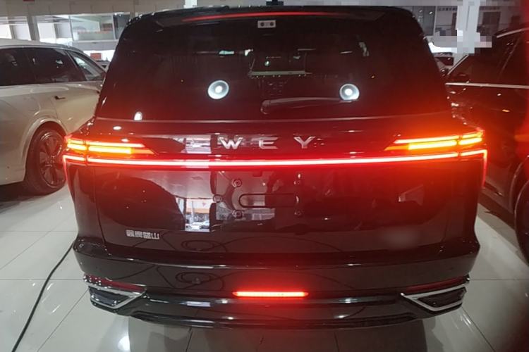 Used Wey Lanshan 2025 Four-Wheel Drive Max Rear
