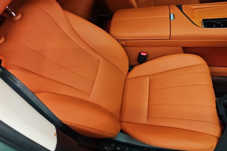 Used Wey Lanshan 2025 Four-Wheel Drive Ultra Right Front Seat