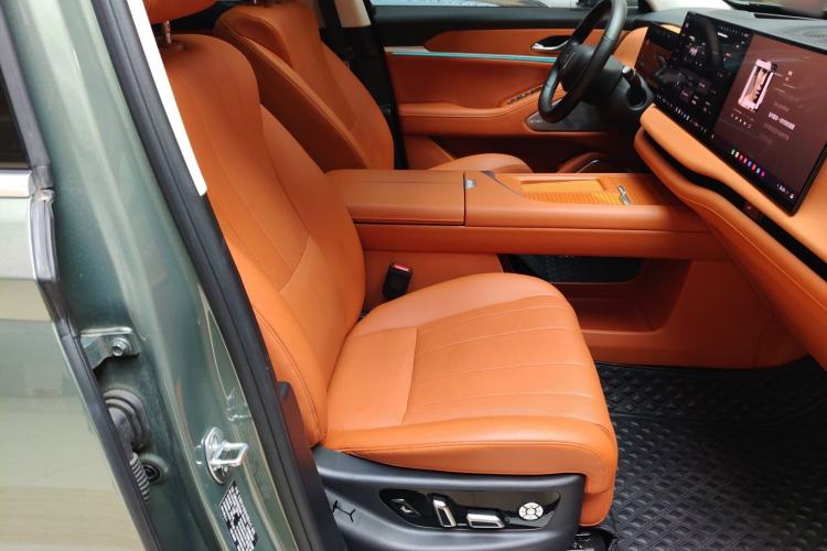 Used Wey Lanshan 2025 Four-Wheel Drive Ultra Right Front Seat