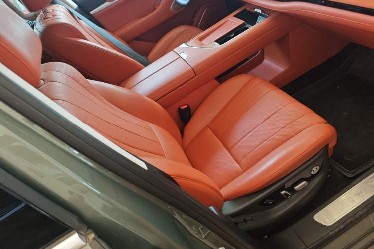 Used Wey Lanshan 2025 Four-Wheel Drive Ultra Right Front Seat