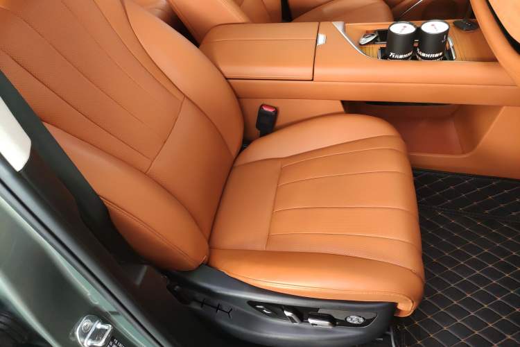 Used Wey Lanshan 2025 Four-Wheel Drive Ultra Right Front Seat