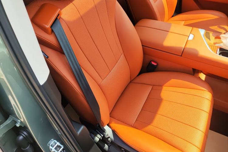 Used Wey Lanshan 2025 Four-Wheel Drive Ultra Right Front Seat