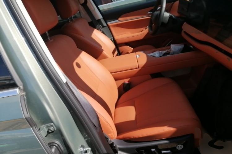 Used Wey Lanshan 2025 Four-Wheel Drive Ultra Right Front Seat