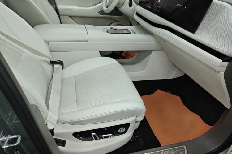 Used Wey Lanshan 2025 Four-Wheel Drive Ultra Right Front Seat