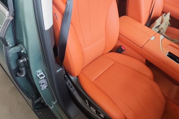Used Wey Lanshan 2025 Four-Wheel Drive Ultra Right Front Seat