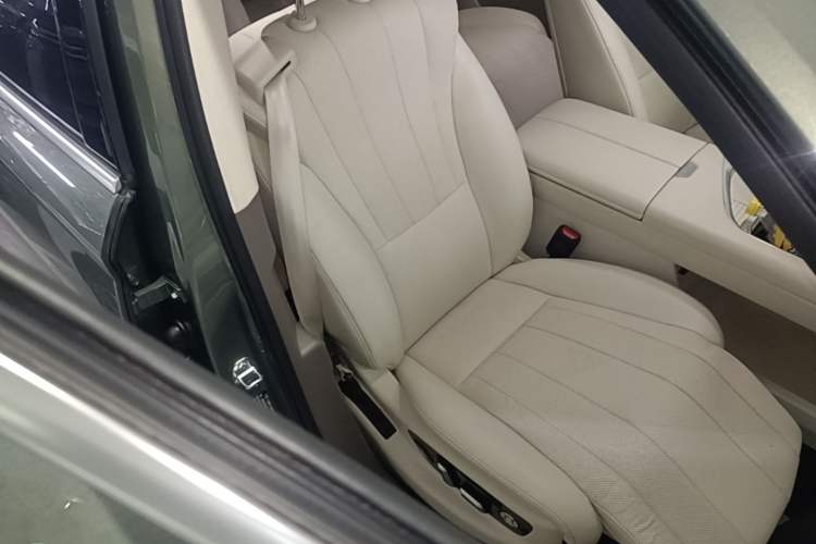 Used Wey Lanshan 2025 Four-Wheel Drive Ultra Right Front Seat