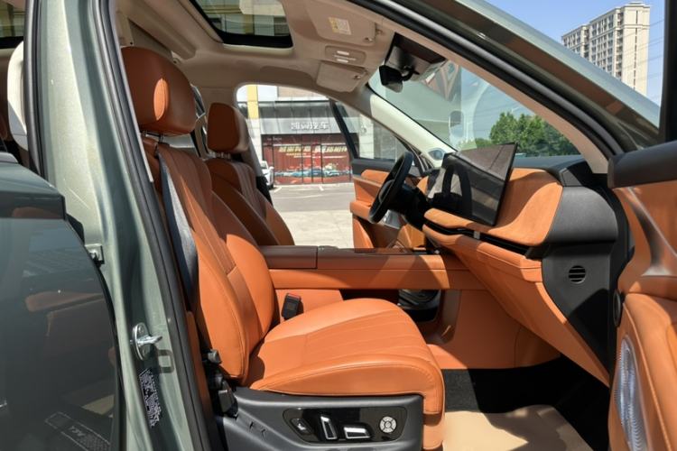 Used Wey Lanshan 2025 Four-Wheel Drive Ultra Right Front Seat