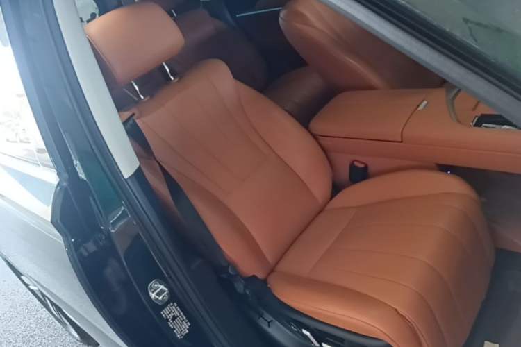 Used Wey Lanshan 2025 Four-Wheel Drive Max Right Front Seat