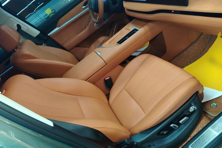 Used Wey Lanshan 2025 Four-Wheel Drive Ultra Right Front Seat