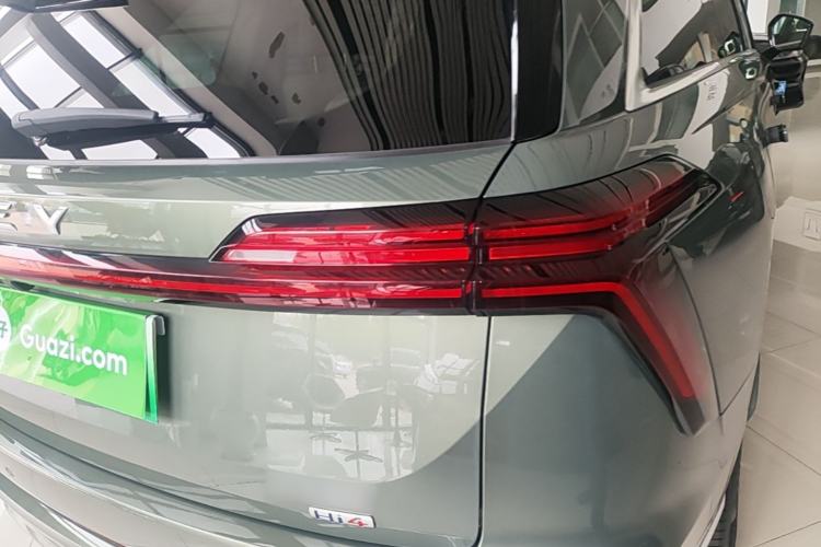 Used Wey Lanshan 2025 Four-Wheel Drive Max Right Rear Taillight