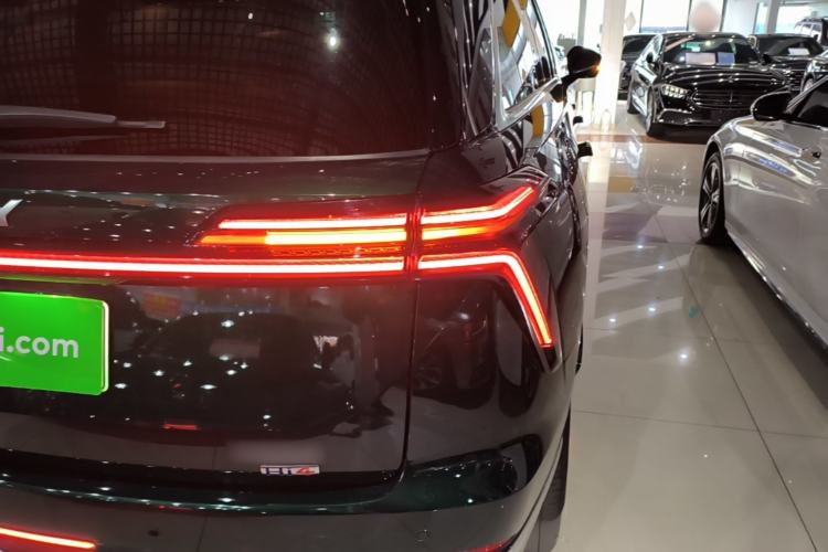 Used Wey Lanshan 2025 Four-Wheel Drive Max Right Rear Taillight