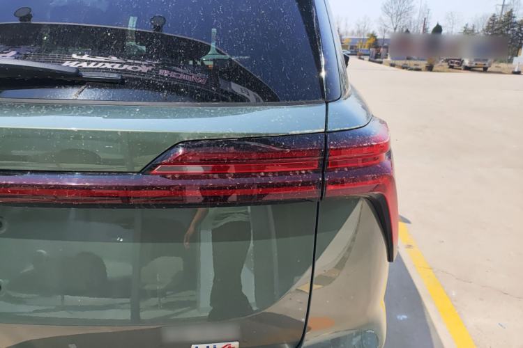 Used Wey Lanshan 2025 Four-Wheel Drive Ultra Right Rear Taillight