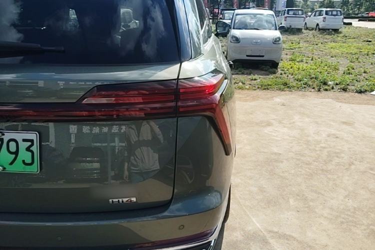 Used Wey Lanshan 2025 Four-Wheel Drive Max Right Rear Taillight