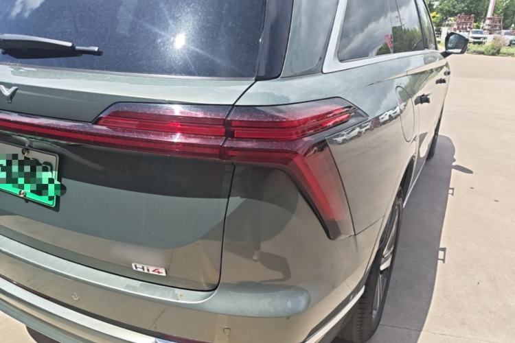 Used Wey Lanshan 2025 Four-Wheel Drive Max Right Rear Taillight