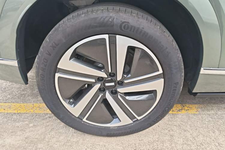 Used Wey Lanshan 2025 Four-Wheel Drive Ultra Right Rear Wheel Hub