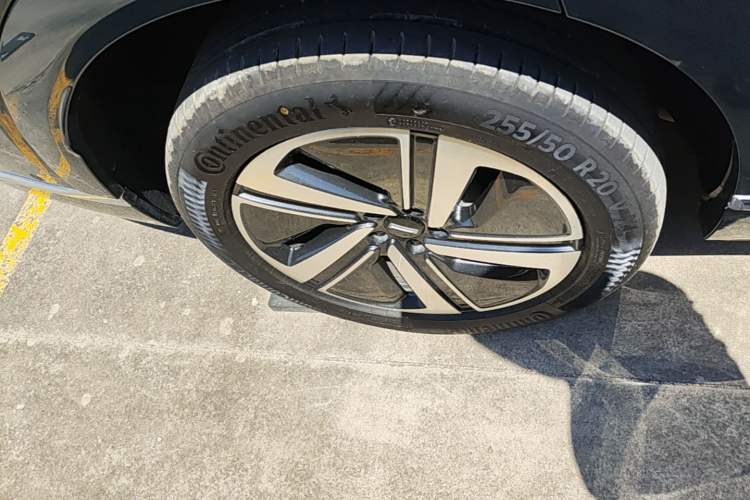 Used Wey Lanshan 2025 Four-Wheel Drive Max Right Rear Wheel Hub