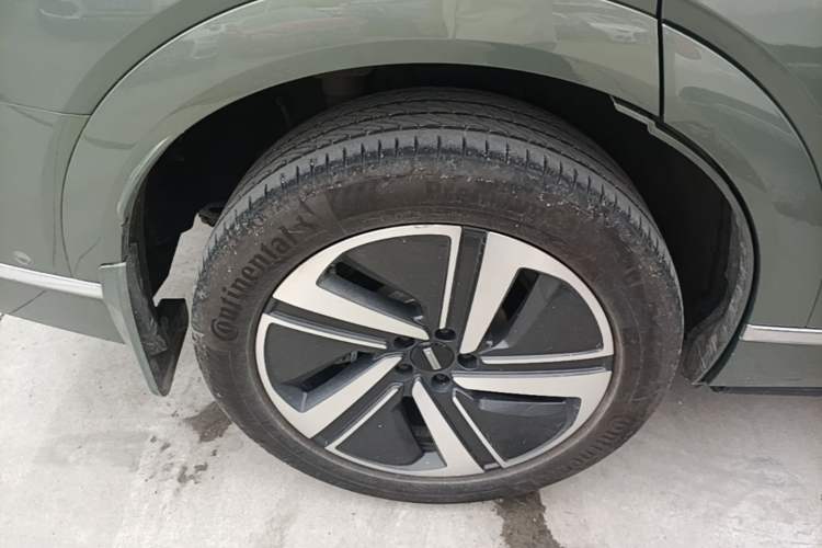 Used Wey Lanshan 2025 Four-Wheel Drive Max Right Rear Wheel Hub