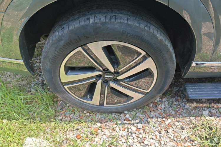 Used Wey Lanshan 2025 Four-Wheel Drive Max Right Rear Wheel Hub