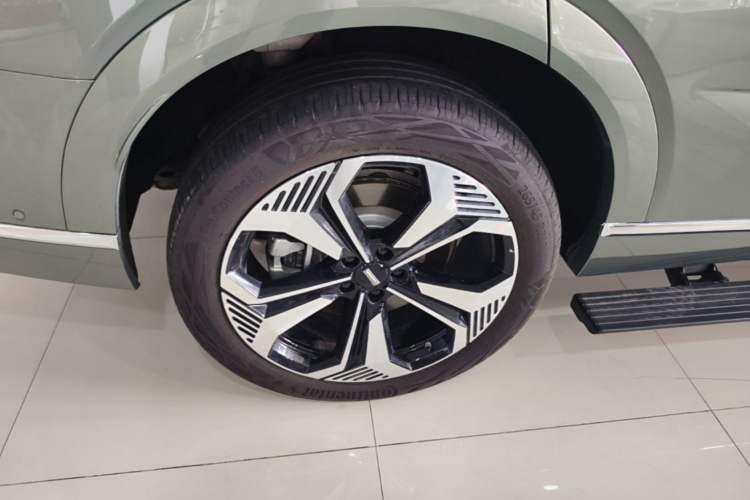 Used Wey Lanshan 2025 Four-Wheel Drive Max Right Rear Wheel Hub