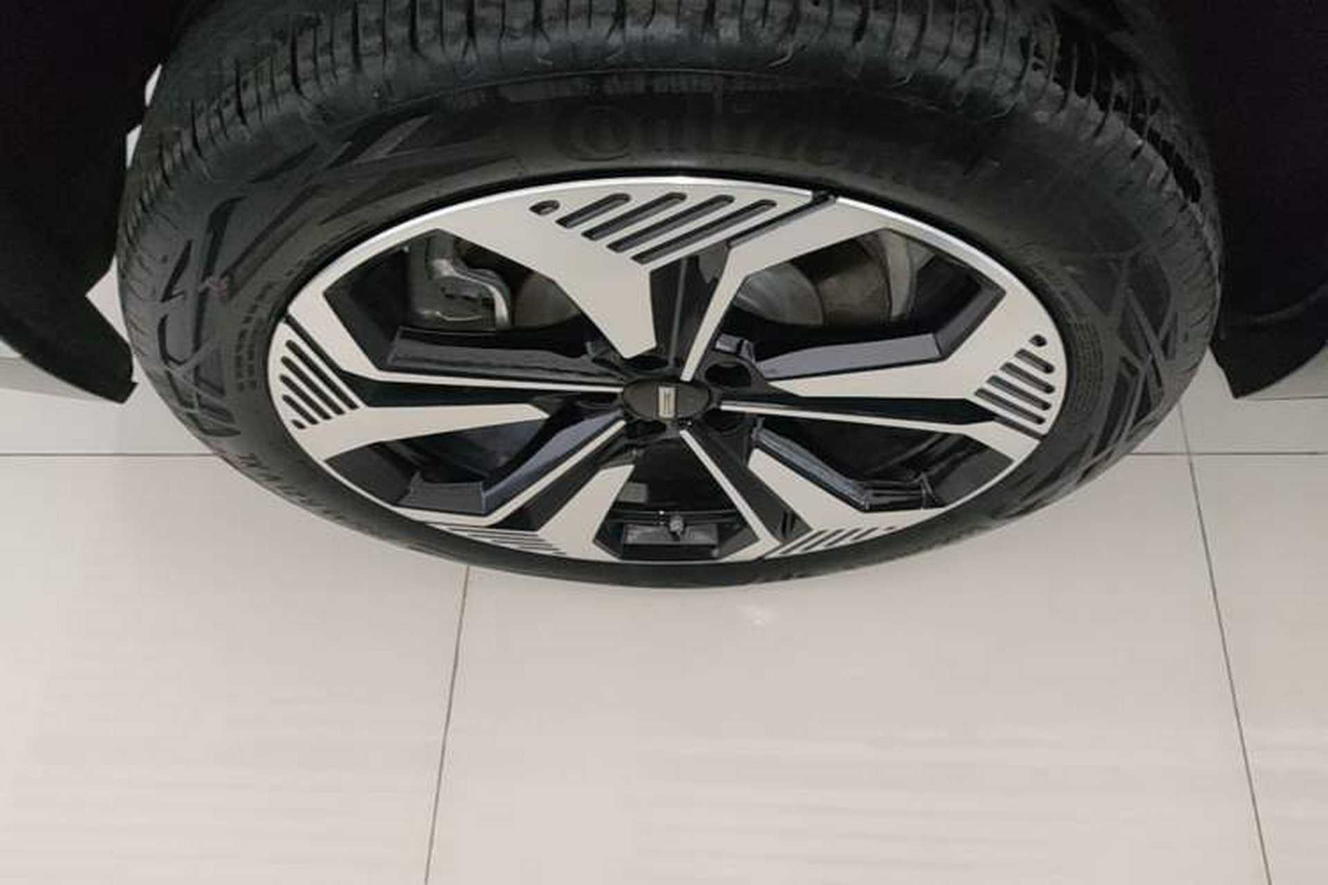Used Wey Lanshan 2025 Four-Wheel Drive Max Right Rear Wheel Hub