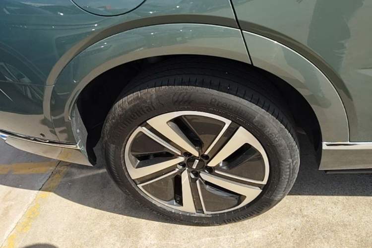 Used Wey Lanshan 2025 Four-Wheel Drive Max Right Rear Wheel Hub