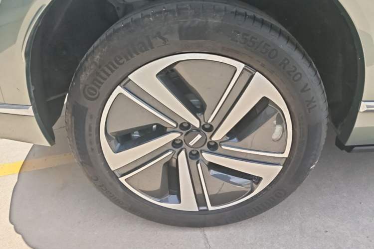 Used Wey Lanshan 2025 Four-Wheel Drive Max Right Rear Wheel Hub