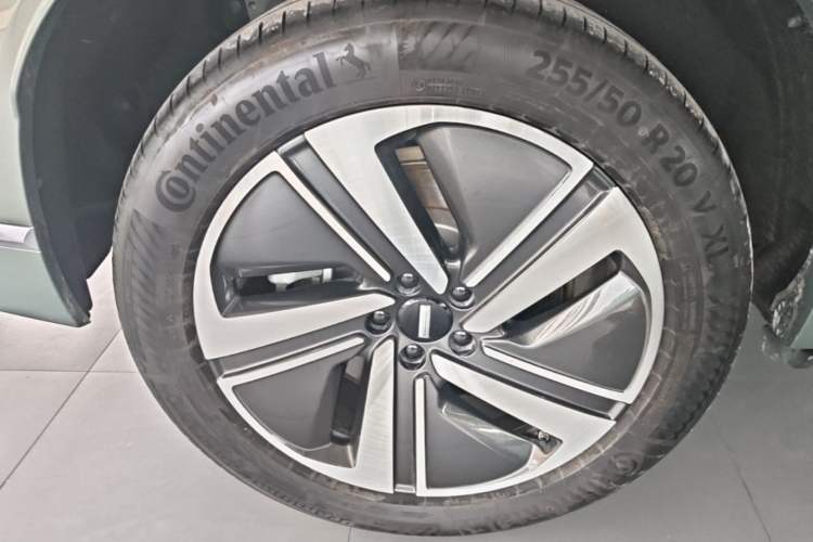 Used Wey Lanshan 2025 Four-Wheel Drive Max Right Rear Wheel Hub