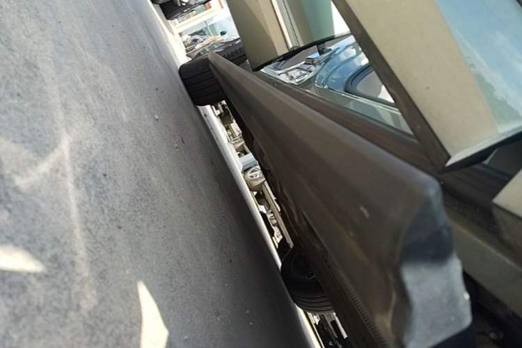 Used Wey Lanshan 2025 Four-Wheel Drive Ultra Right Side Sill