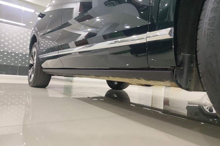Used Wey Lanshan 2025 Four-Wheel Drive Max Right Side Sill