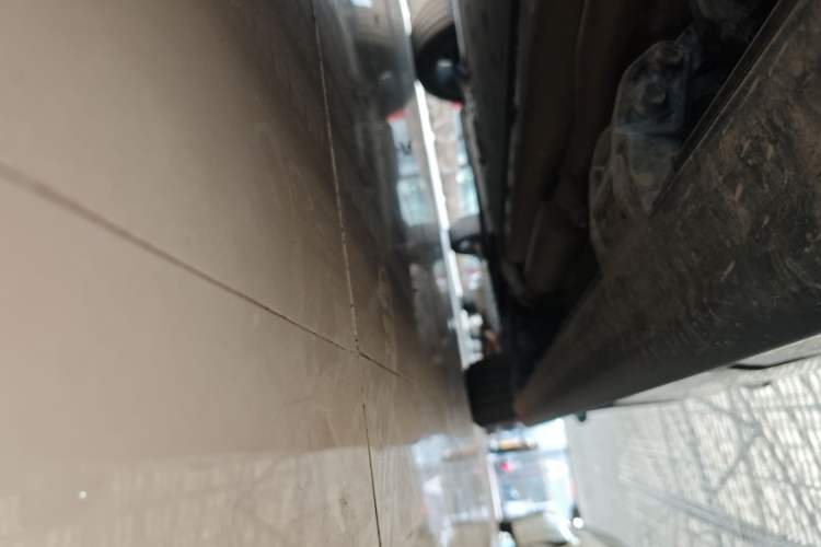Used Wey Lanshan 2025 Four-Wheel Drive Ultra Right Side Sill