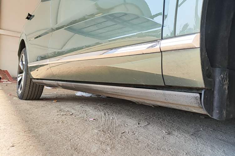 Used Wey Lanshan 2025 Four-Wheel Drive Ultra Right Side Sill