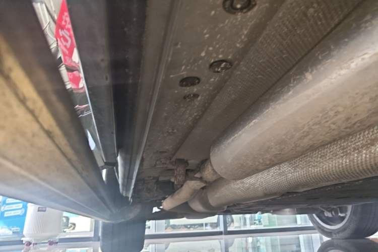 Used Wey Lanshan 2025 Four-Wheel Drive Ultra Right Side Sill
