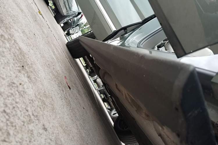 Used Wey Lanshan 2025 Four-Wheel Drive Ultra Right Side Sill
