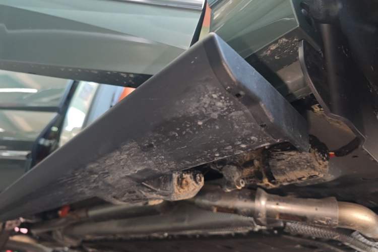 Used Wey Lanshan 2025 Four-Wheel Drive Ultra Right Side Sill