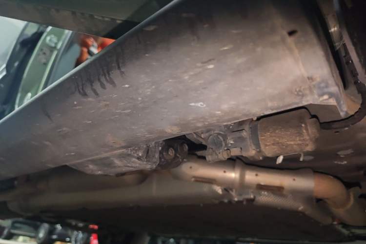 Used Wey Lanshan 2025 Four-Wheel Drive Ultra Right Side Sill