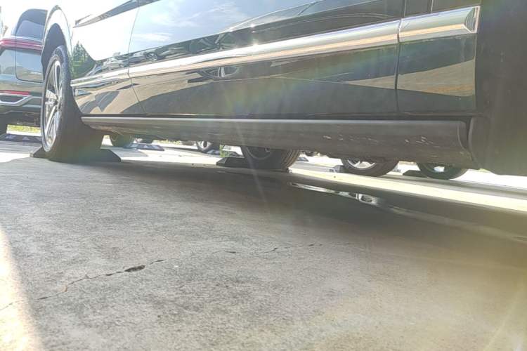 Used Wey Lanshan 2025 Four-Wheel Drive Max Right Side Sill
