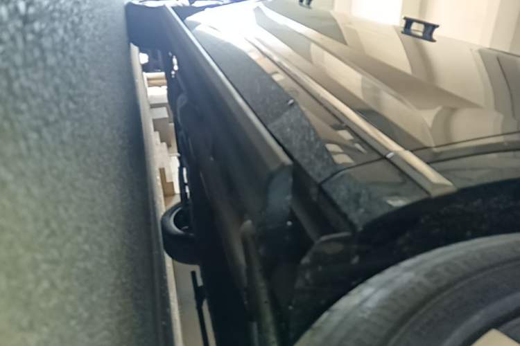 Used Wey Lanshan 2025 Four-Wheel Drive Max Right Side Sill
