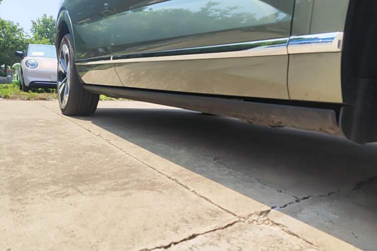 Used Wey Lanshan 2025 Four-Wheel Drive Max Right Side Sill