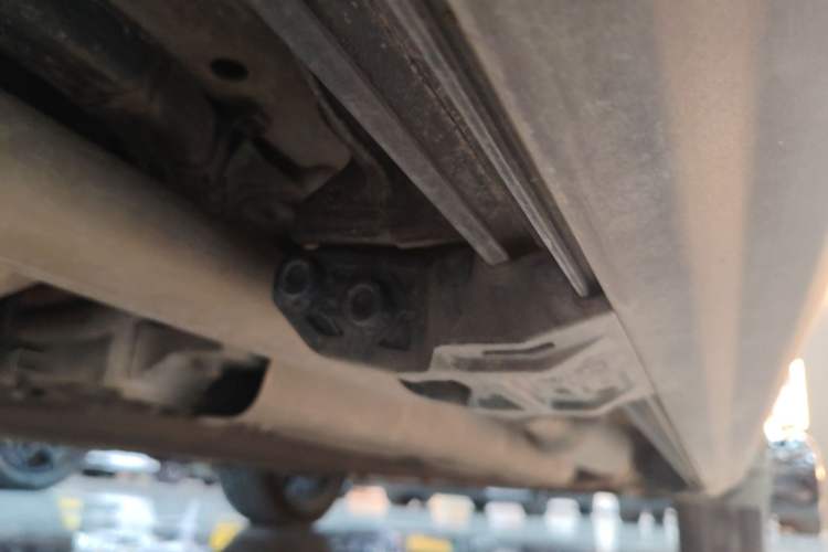 Used Wey Lanshan 2025 Four-Wheel Drive Ultra Right Side Sill