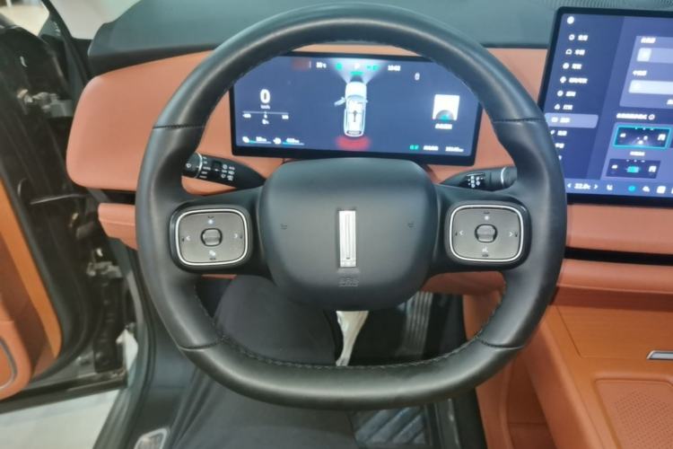 Used Wey Lanshan 2025 Four-Wheel Drive Max Steering Wheel