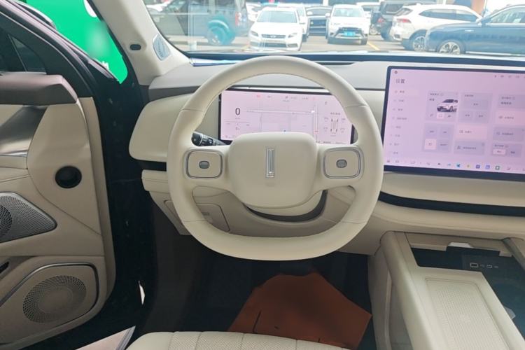 Used Wey Lanshan 2025 Four-Wheel Drive Max Steering Wheel