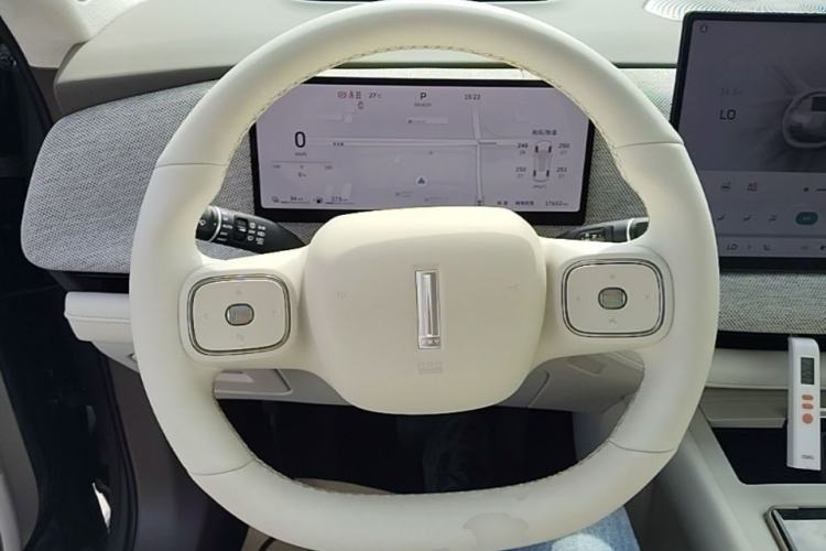 Used Wey Lanshan 2025 Four-Wheel Drive Ultra Steering Wheel