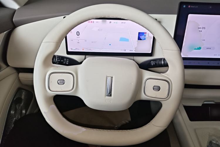 Used Wey Lanshan 2025 Four-Wheel Drive Max Steering Wheel