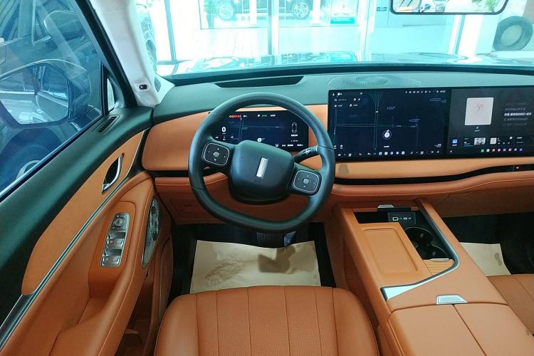 Used Wey Lanshan 2025 Four-Wheel Drive Ultra Steering Wheel
