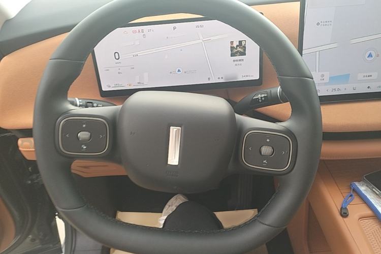 Used Wey Lanshan 2025 Four-Wheel Drive Ultra Steering Wheel